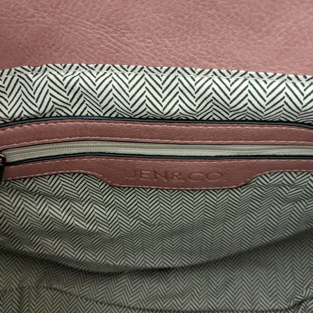 The Bailey Crossbody Bag